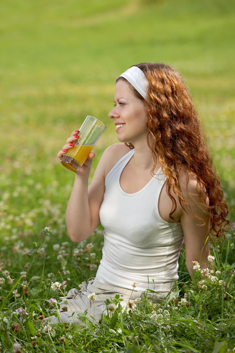 dziewczyna z sokiem wiosna 2