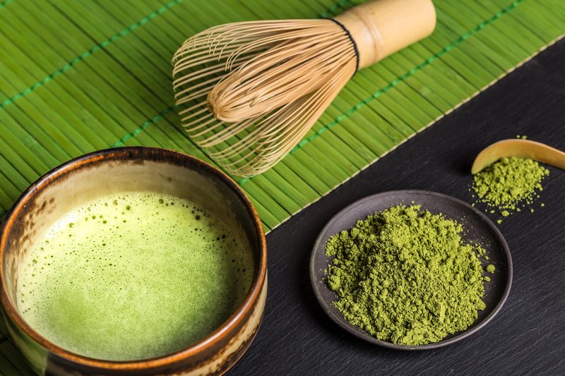 matcha - napój z proszkiem