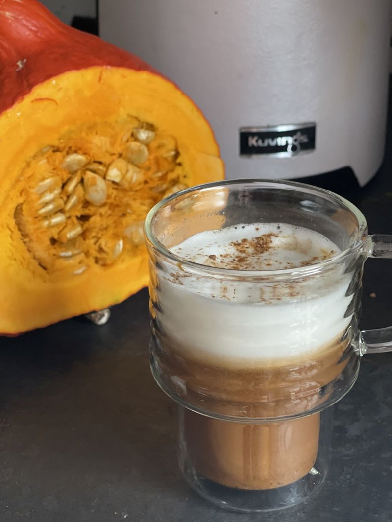 jesienne pumpkin spice latte