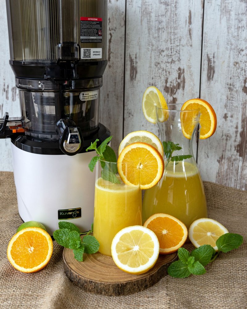 Lekka wiosenna lemoniada z cytrusów