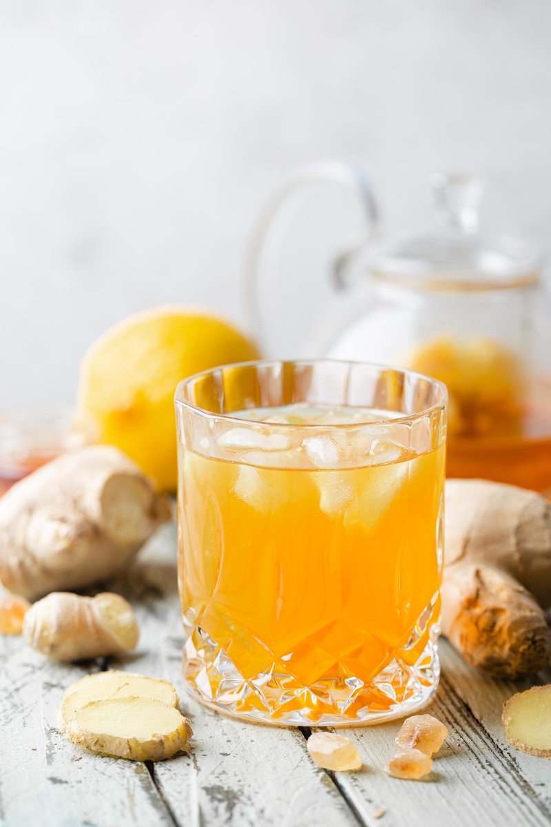 żółty sok i imbir